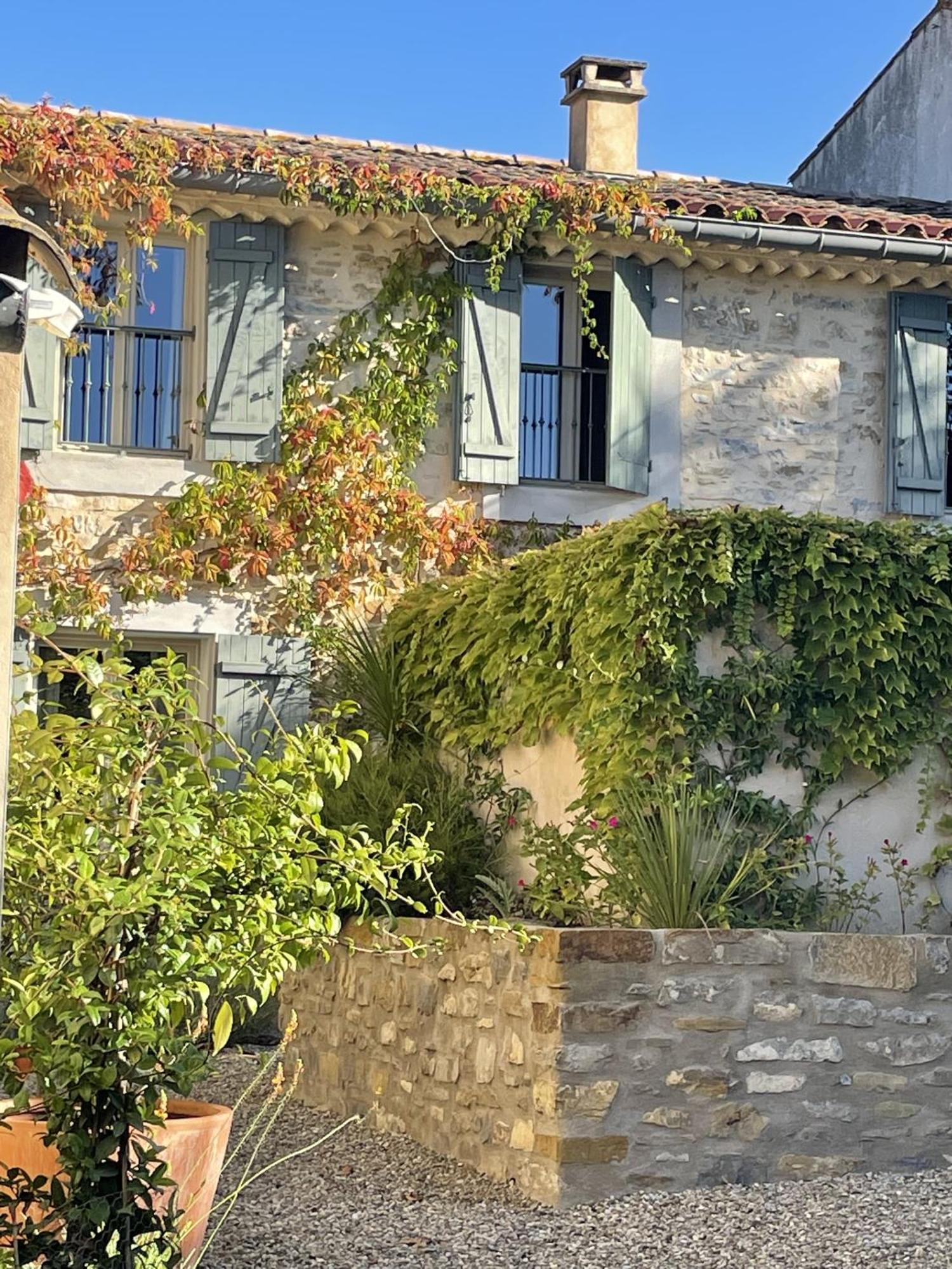 Le Domaine De La Tuilerie - Gite De Charme En Bord De Riviere Avec Piscine Servies-en-Val Exterior foto